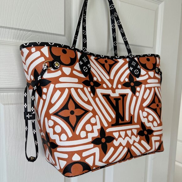 LOUIS VUITTON Crafty Neverfull (EUC) - Picture 2 of 12